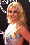 Britney Spears - Page 4 K2b3cq9k_t