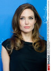 Анджелина Джоли (Angelina Jolie) фото "BESTIMAGE" (138xUHQ) SnuZs44L_t