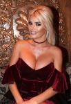 Chloe Sims OgOpbfnV_t