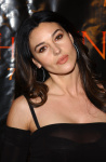 Monica Bellucci - Tears Of The Sun premiere in Westwood 03 03 2003 7YJFPeO9_t