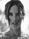 Alessandra Ambrosio - Page 7 CrLNypaU_t