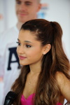 Ariana Grande WMnjEdq3_t