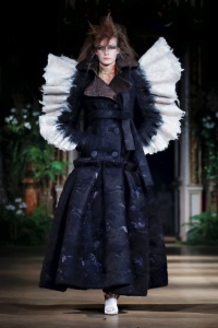 Viktor Rolf Haute Couture F W 19 Paris The Fashion Spot