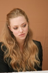 Amanda Seyfried - Page 4 6qfWnfFf_t