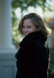 Сибилл Шепард (Cybill Shepherd) 1987 in Los Angeles, Californiа (6xHQ)  QhaoR9VI_t