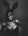 Ariana Grande - Page 3 HkijWr9D_t