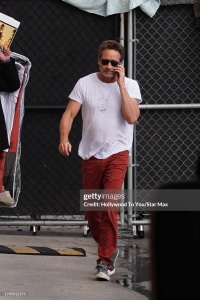 2023/10/25 - David is seen arrivng at 'Jimmy Kimmel Live' Show 4iMS8FOm_t