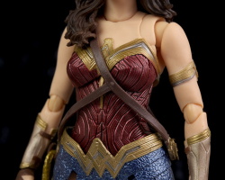 [Comentários] DC Comics S.H. Figuarts XKRWcVFP_t