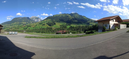 De ruta en ruta por Suiza, 2023 - Blogs de Suiza - 3 DE JULIO. LLEGADA A SUIZA. MURTEN Y LLEGADA A REICHENBACH (13)