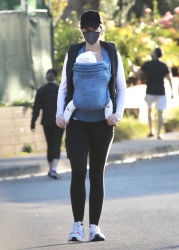 Katherine Schwarzenegger - Takes her baby girl out for an evening stroll in Santa Monica, January 21, 2021