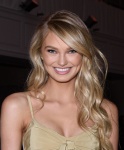 Romee Strijd BWN3jHCh_t