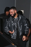 Drake & Michael B. Jordan - Leaving Avra after enjoying a late dinner in Beverly Hills 05/20/2021