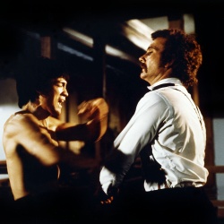 Кулак ярости / Fist of Fury (Брюс Ли / Bruce Lee, 1972) 8jva7And_t