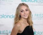 AnnaSophia Robb 3kWZJ4gG_t