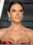 Alessandra Ambrosio - Page 9 0wIX6liW_t