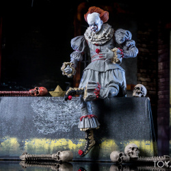 Ca : Pennywise - Year 1990 & 2017 (Neca) K6mZe9kZ_t