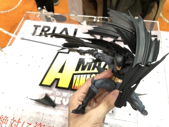 Batman - Amazing Yamaguchi - Figure Complex (Revoltech) - Page 2 U749xrs1_t