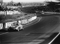 24 HEURES DU MANS YEAR BY YEAR PART ONE 1923-1969 - Page 58 So2YFh7r_t