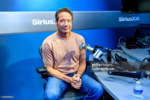 2024/06/26 - David visits SiriusXM Studios in New York City SZGqiewk_t