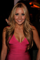 Amanda Bynes - Page 2 S97zyFtf_t