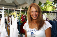 Amanda Righetti PLtAUPE0_t