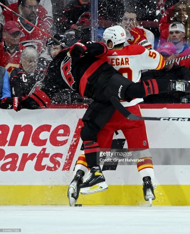 [GDT] Calgary Flames At Carolina Hurricanes 3:00pm TV: SNW/1, BSSO, TVA ...