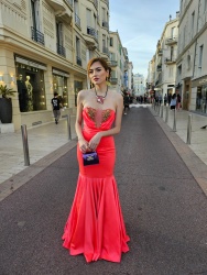 Blanca Blanco - Walking to the Grand Auditorium Louis Lumière in Cannes France 05/20/2024