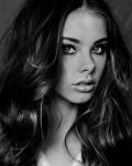 Meika Woollard L1VvA4ih_t