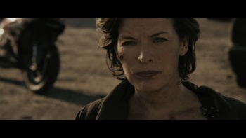 Resident Evil The Final Chapter 2016 2160p USA UHD Blu-ray DV HDR HEVC TrueHD 7.1 Atmos-sprs screenshots