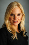 Anna Faris Jru0gPy8_t