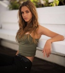 Emily Feld FCfEGUaM_t