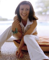 Alyssa Milano - Page 2 JNPiKWBo_t