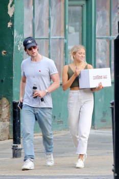 Matt Smith - Picks up a takeaway before heading back to his house with a mystery blonde in North London, July 24, 2020