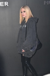 Avril Lavigne - Mugler x Hunter Schäfer Party Fashion Week Paris 03/06/2023