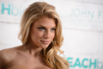 Charlotte McKinney JKi1q9yZ_t