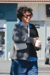 Alia Shawkat - Grabs her morning Coffee in Los Feliz, March 24, 2023