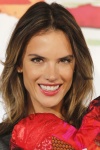 Alessandra Ambrosio - Page 6 UfERc39l_t