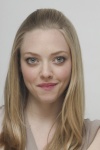 Amanda Seyfried - Page 3 LHeWuJpZ_t