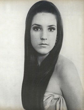 US Vogue April 15, 1968 : Jean Shrimpton by Richard Avedon | the ...