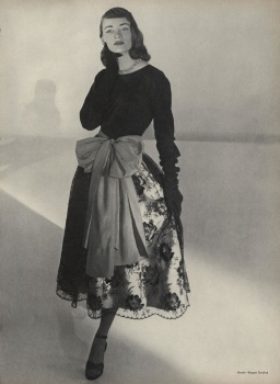 US Vogue September 15, 1947 : Kitty Kopet by Richard Rutledge | Page 2 ...