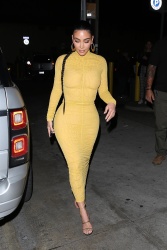 Kim Kardashian 9PiCWRty_t