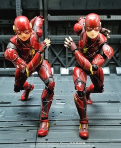 Justice League DC - Mafex (Medicom Toys) - Page 4 WCEiiQ0A_t