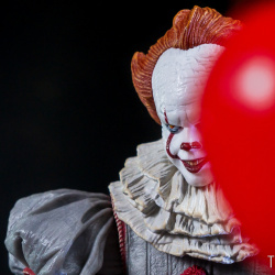 Ca : Pennywise - Year 1990 & 2017 (Neca) IgpN3gH1_t