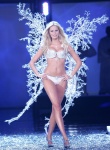 Karolina Kurkova JpisK2LX_t