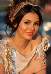 Victoria Justice 8hBuPDGZ_t