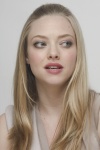 Amanda Seyfried - Page 3 Y517vPWU_t