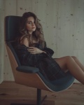 Jessy Hartel R11WF0CX_t