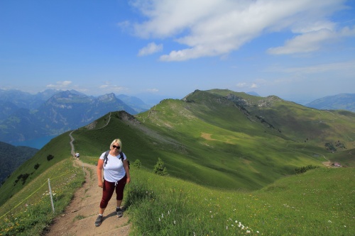 10 DE JULIO. STOOS Y LLEGADA A WATWILL - De ruta en ruta por Suiza, 2023 (5)