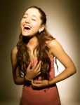 Ariana Grande ELLQWLSX_t