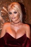 Chloe Sims NpSxqzQF_t